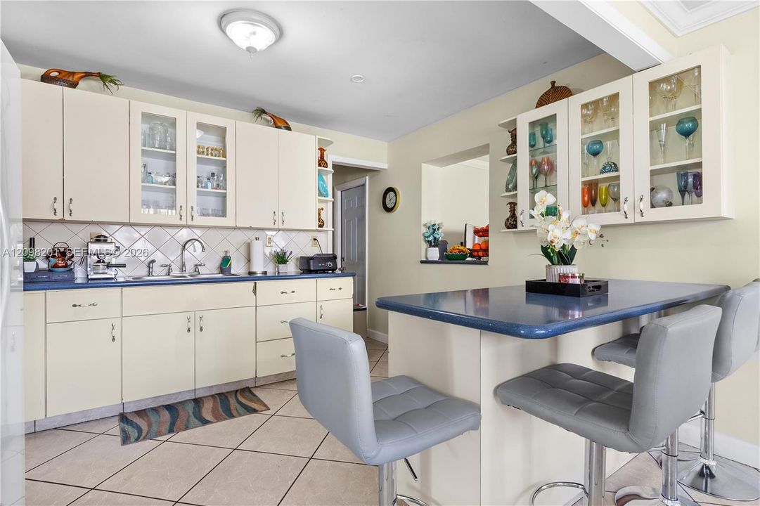 For Sale: $989,000 (0 beds, 0 baths, 2785 Square Feet)