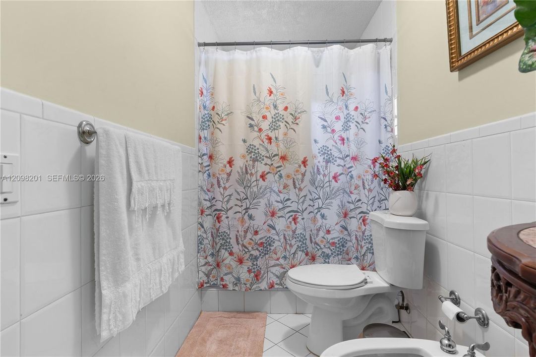 For Sale: $989,000 (0 beds, 0 baths, 2785 Square Feet)