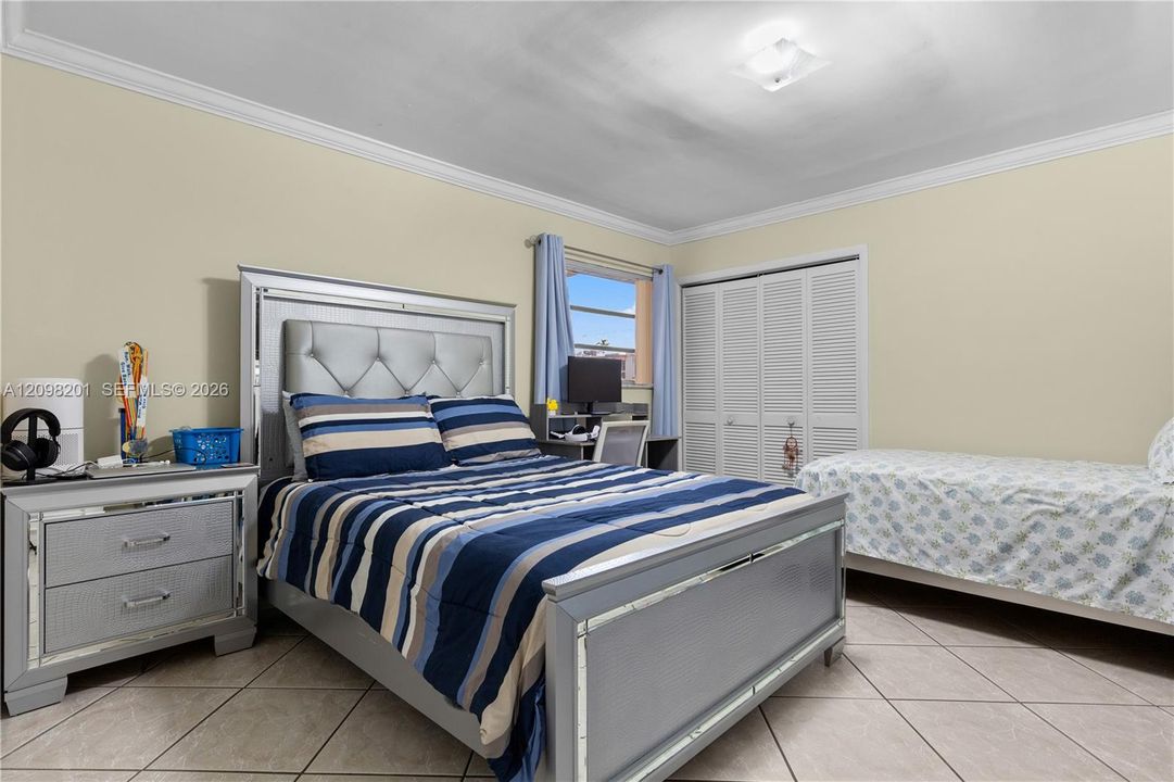 For Sale: $989,000 (0 beds, 0 baths, 2785 Square Feet)