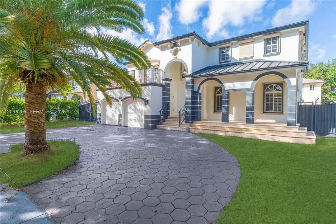 For Sale: $1,550,000 (4 beds, 3 baths, 2609 Square Feet)
