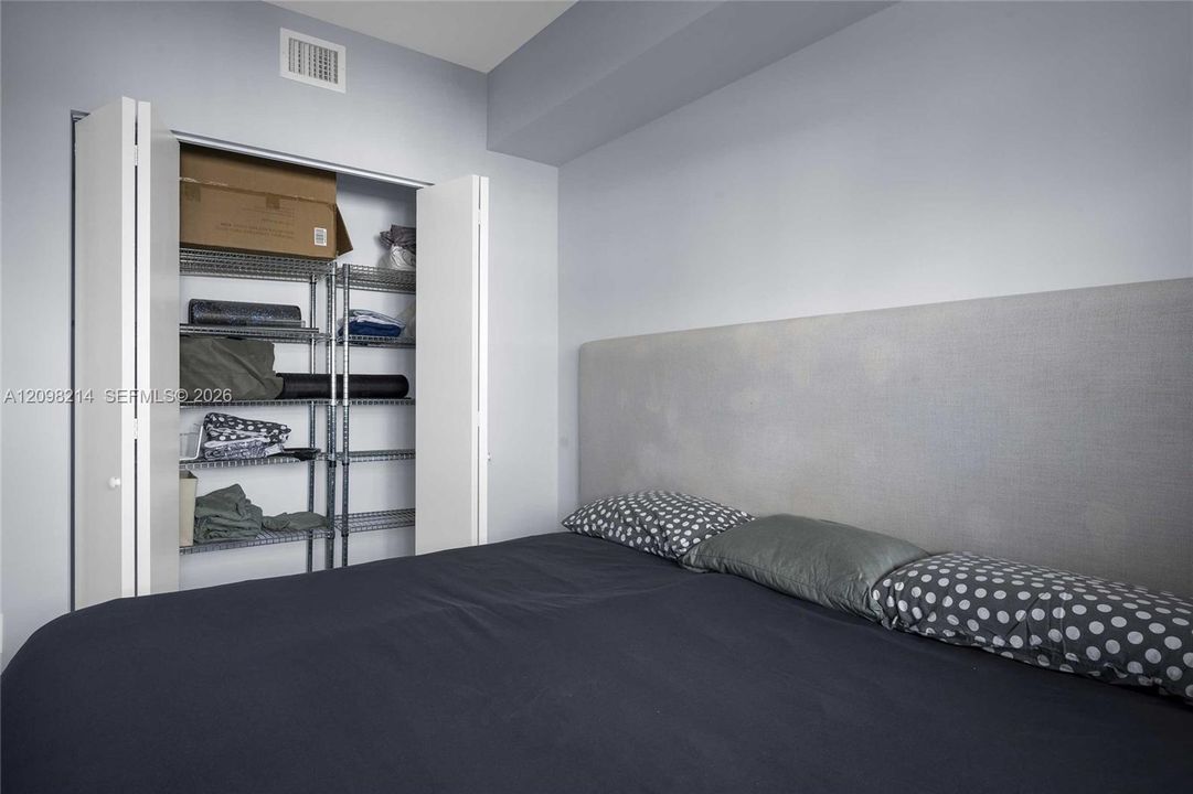 For Rent: $4,500 (2 beds, 2 baths, 1104 Square Feet)