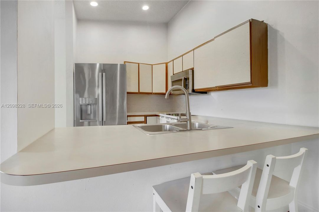 For Sale: $850,000 (0 beds, 0 baths, 2384 Square Feet)