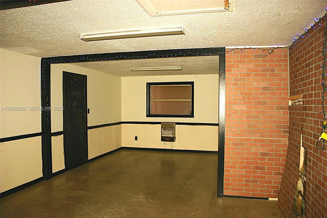 Second dining area on main building