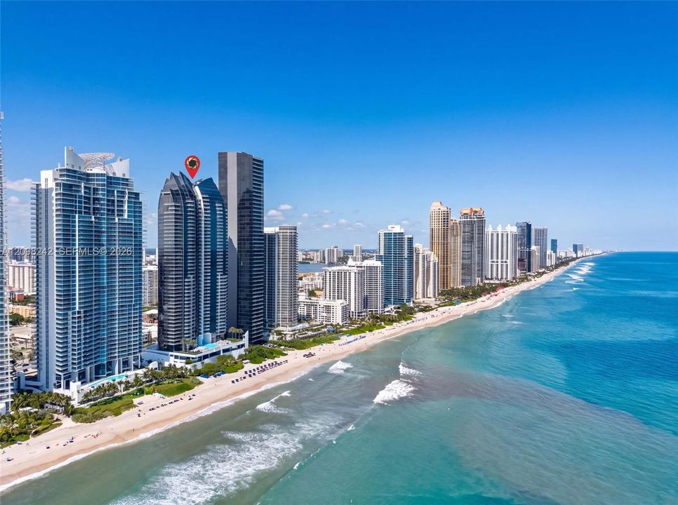 For Sale: $1,270,000 (1 beds, 1 baths, 858 Square Feet)