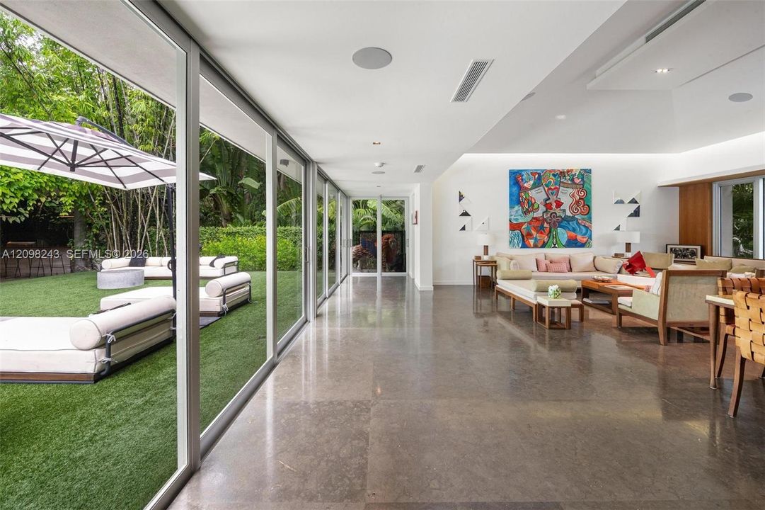 For Sale: $8,000,000 (6 beds, 5 baths, 5305 Square Feet)