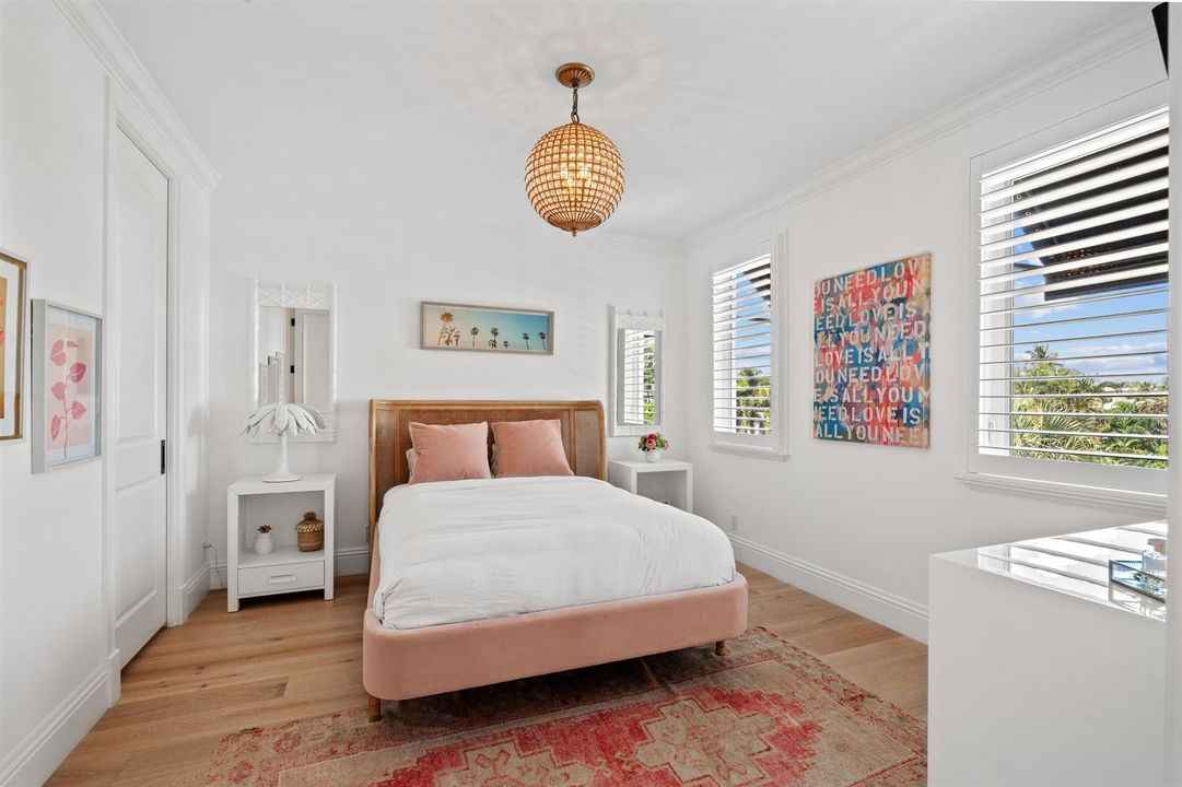 BEDROOM_2_ANGLE