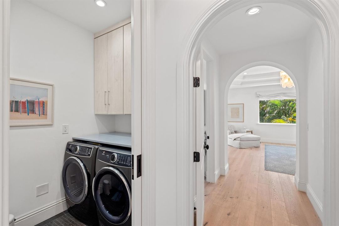 LAUNDRY_ROOM