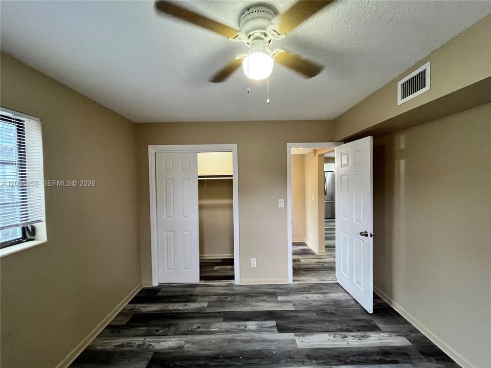 For Rent: $3,000 (3 beds, 2 baths, 2375 Square Feet)