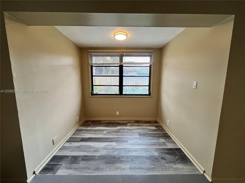 For Rent: $3,000 (3 beds, 2 baths, 2375 Square Feet)