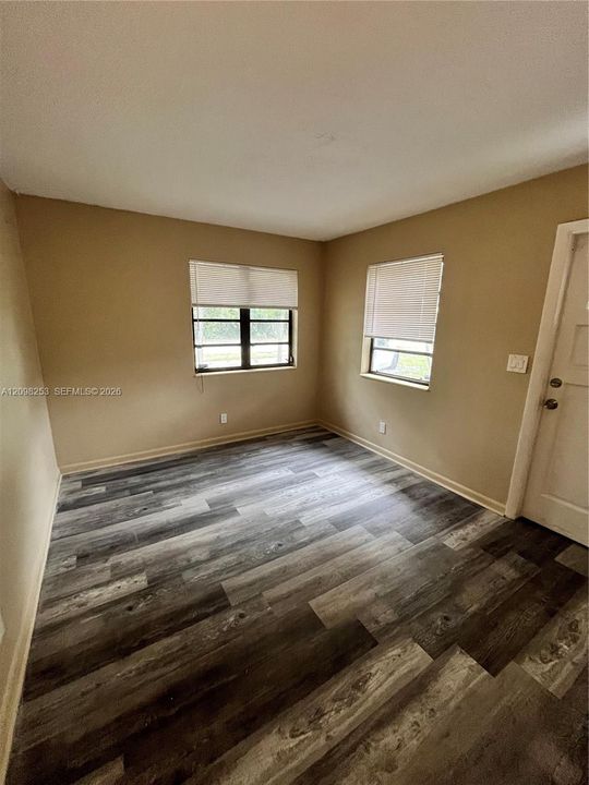 For Rent: $3,000 (3 beds, 2 baths, 2375 Square Feet)