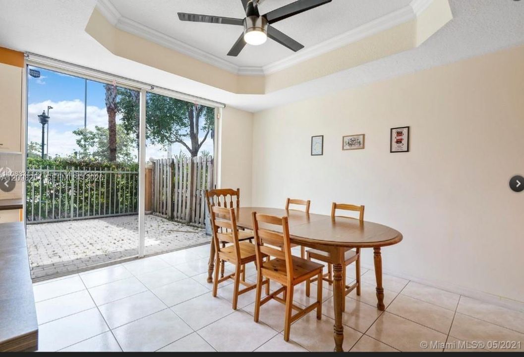 For Rent: $3,000 (3 beds, 2 baths, 1350 Square Feet)