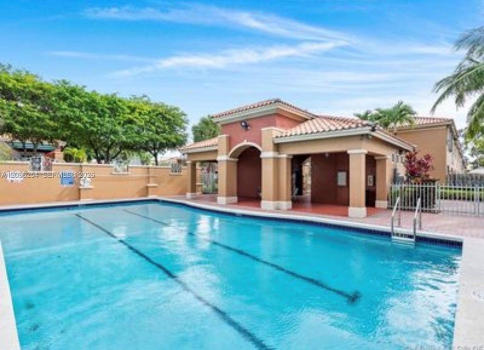 For Rent: $3,000 (3 beds, 2 baths, 1350 Square Feet)
