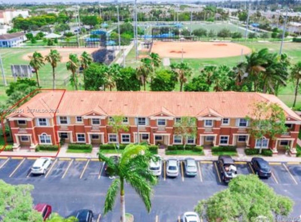 For Rent: $3,000 (3 beds, 2 baths, 1350 Square Feet)