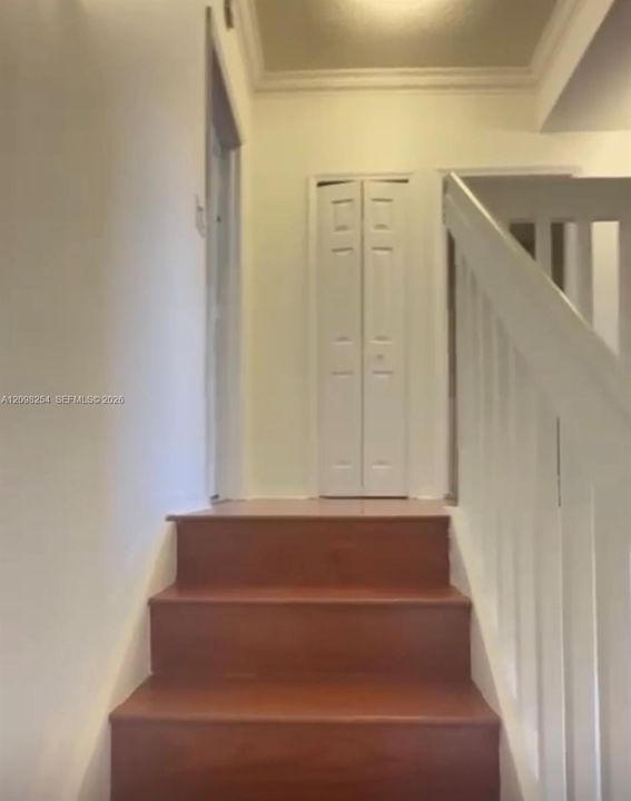 For Rent: $3,000 (3 beds, 2 baths, 1350 Square Feet)