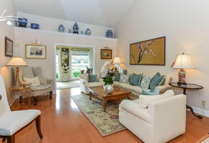 014-042-12790 SE Berwick Ct-666x457