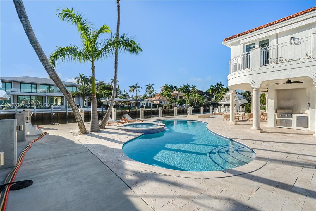 For Sale: $12,000,000 (5 beds, 5 baths, 5293 Square Feet)