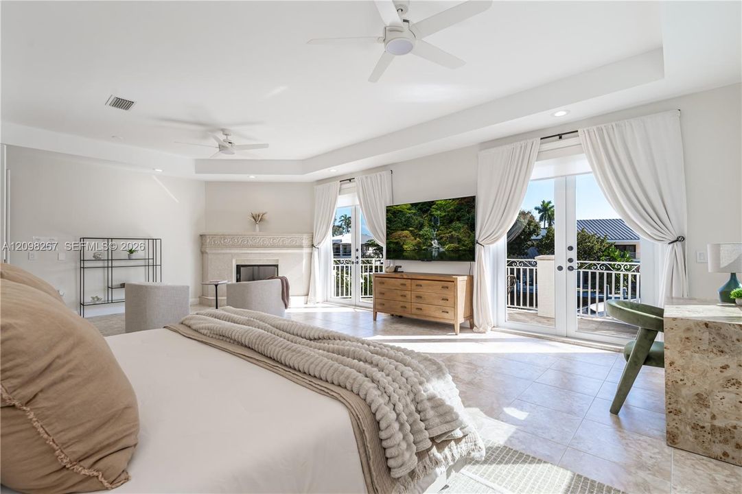 For Sale: $12,000,000 (5 beds, 5 baths, 5293 Square Feet)