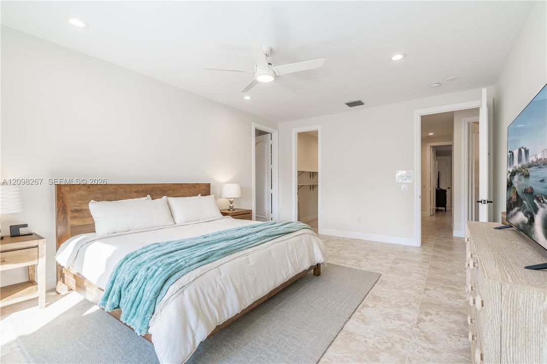 For Sale: $12,000,000 (5 beds, 5 baths, 5293 Square Feet)