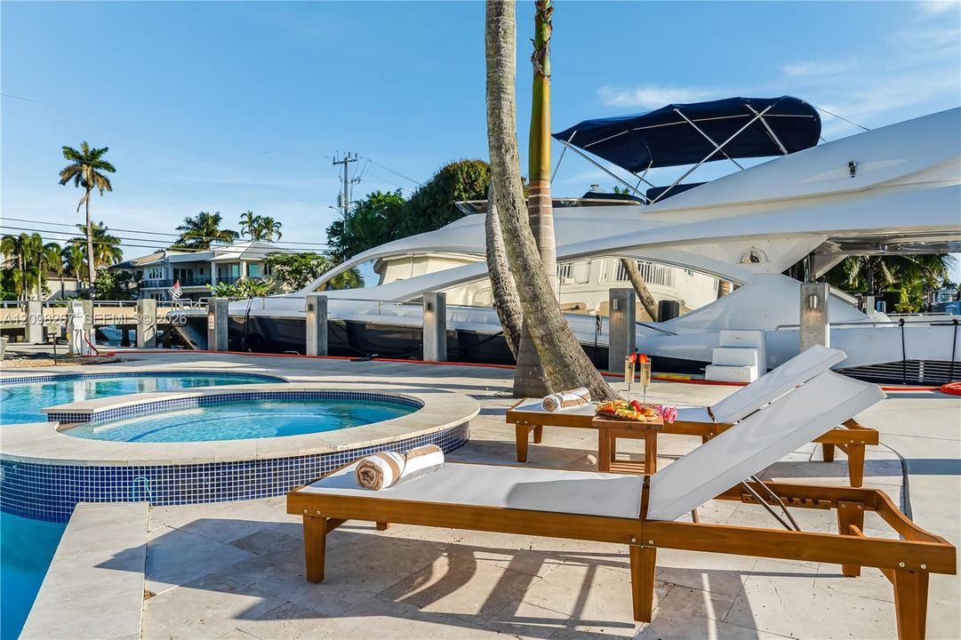 For Sale: $12,000,000 (5 beds, 5 baths, 5293 Square Feet)