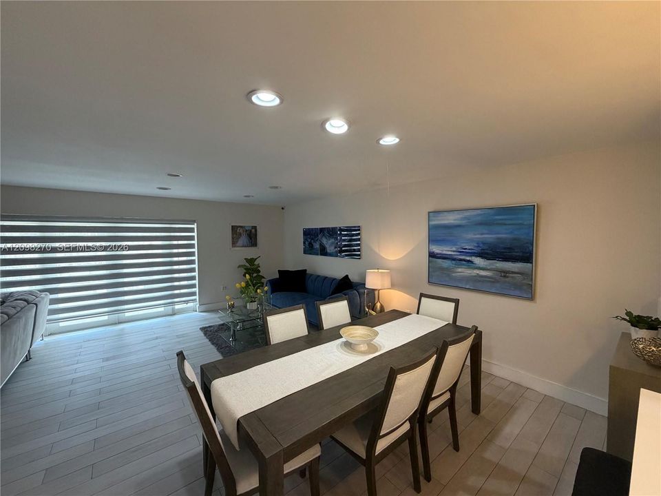 For Rent: $3,350 (3 beds, 2 baths, 1644 Square Feet)