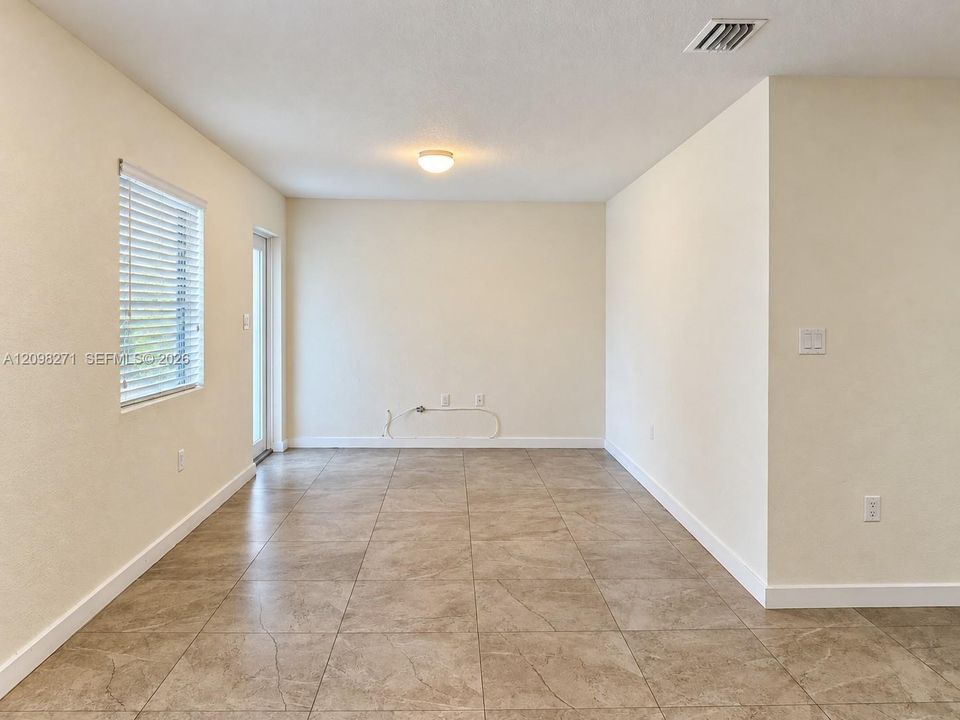 For Rent: $2,550 (2 beds, 1 baths, 0 Square Feet)