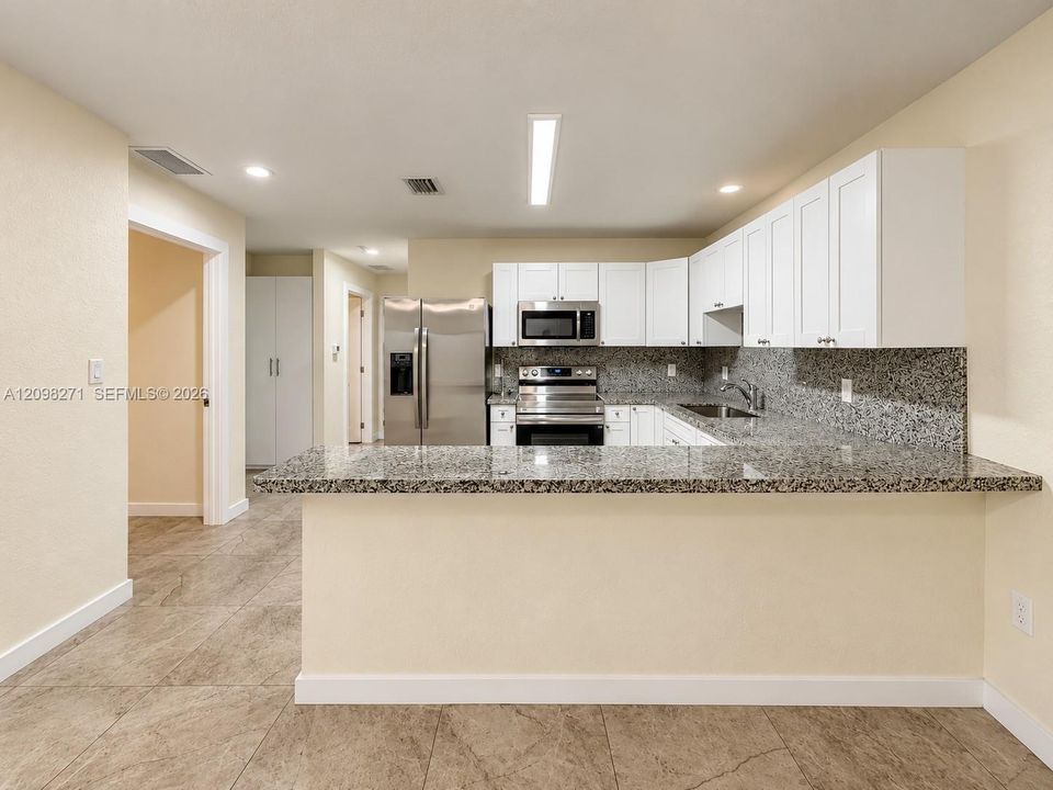 For Rent: $2,550 (2 beds, 1 baths, 0 Square Feet)