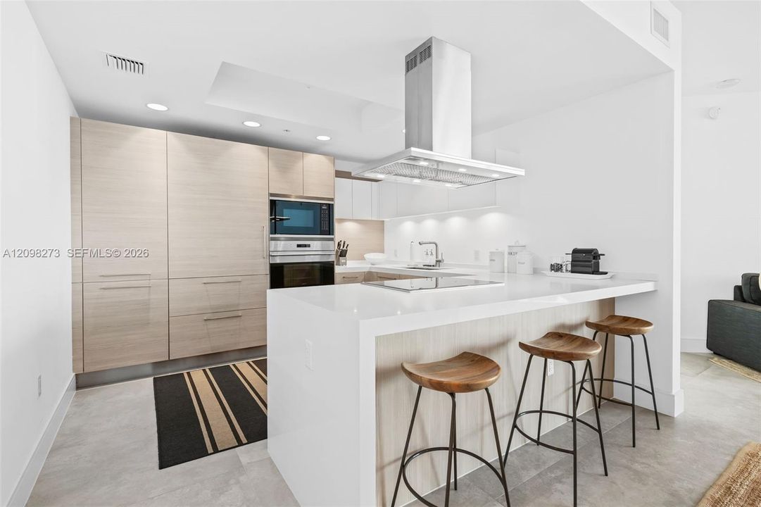 For Sale: $1,175,000 (2 beds, 2 baths, 1459 Square Feet)