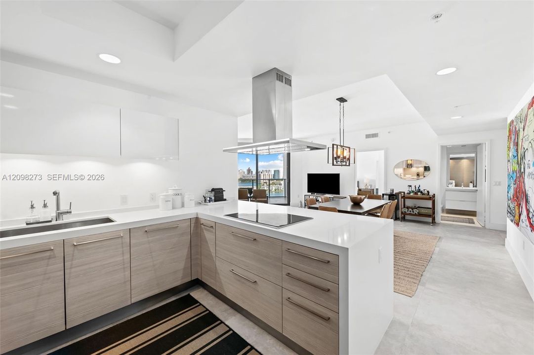 For Sale: $1,175,000 (2 beds, 2 baths, 1459 Square Feet)