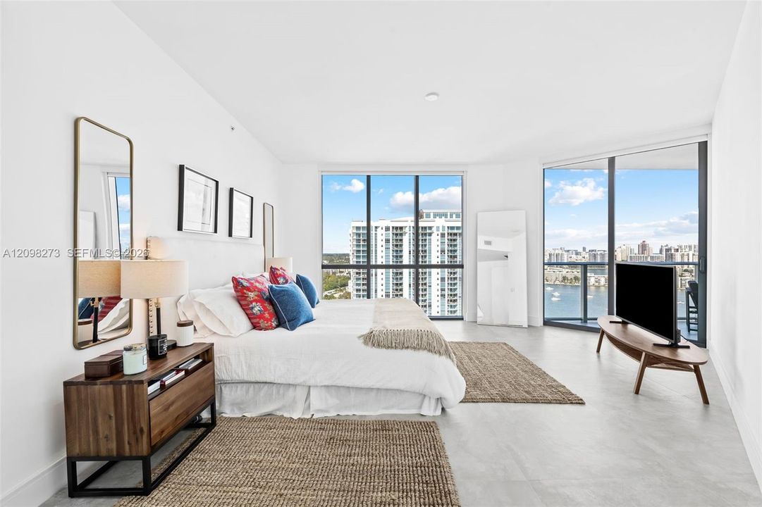 For Sale: $1,175,000 (2 beds, 2 baths, 1459 Square Feet)