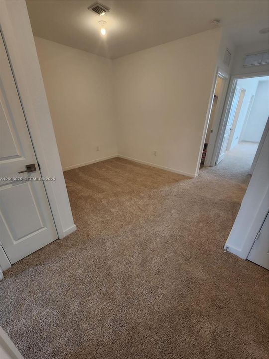 For Rent: $3,650 (4 beds, 2 baths, 1861 Square Feet)