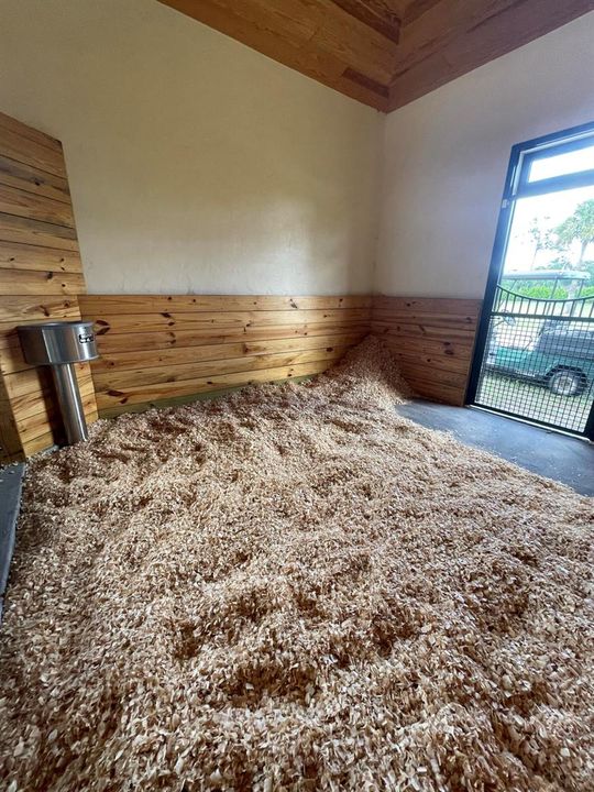 16x16 run out stalls