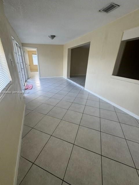 For Sale: $699,000 (4 beds, 2 baths, 1834 Square Feet)