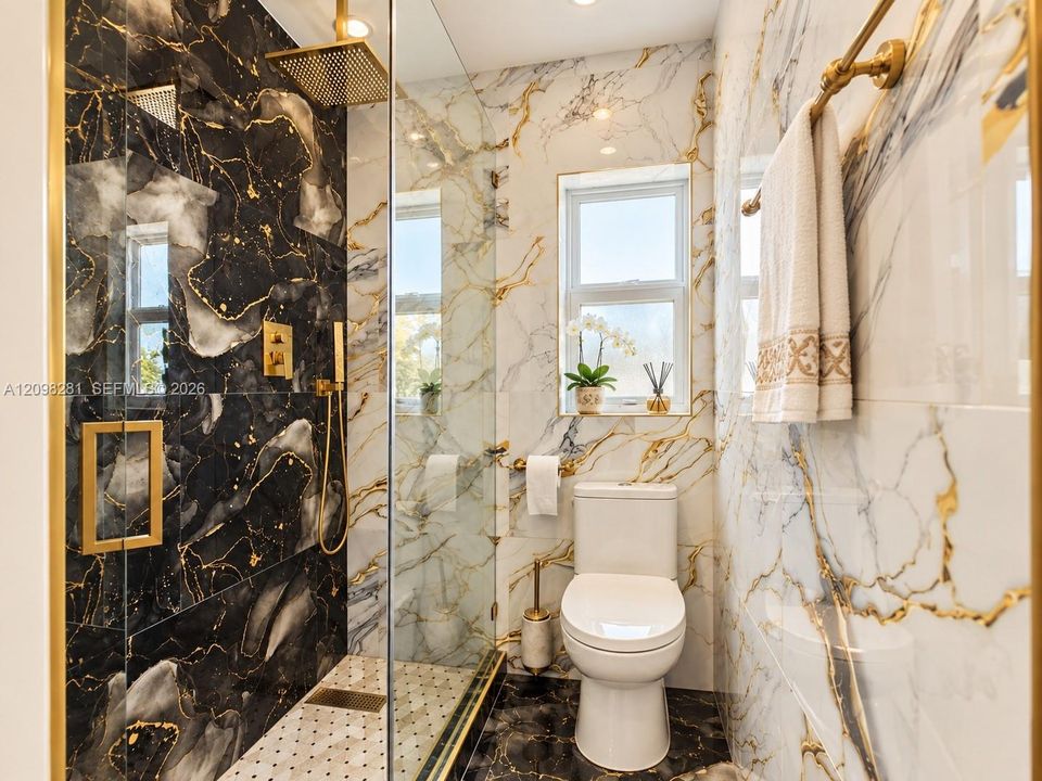 En Venta: $625,000 (4 camas, 2 baños, 1433 Pies cuadrados)
