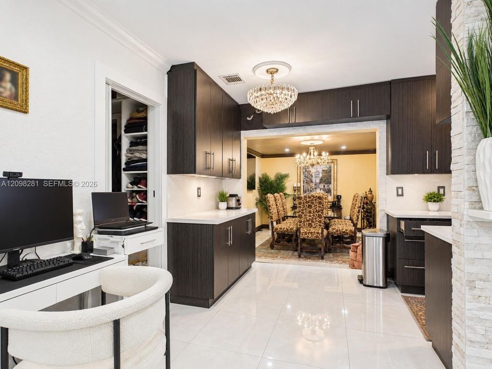 En Venta: $625,000 (4 camas, 2 baños, 1433 Pies cuadrados)