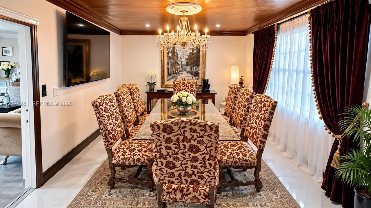 En Venta: $625,000 (4 camas, 2 baños, 1433 Pies cuadrados)