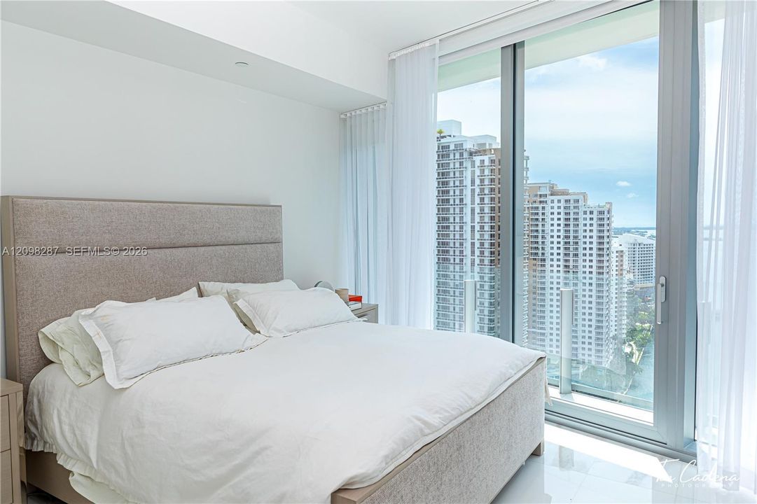 For Rent: $15,000 (2 beds, 2 baths, 1203 Square Feet)