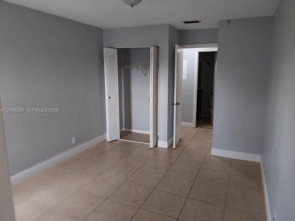 En Renta: $1,900 (2 camas, 1 baños, 912 Pies cuadrados)