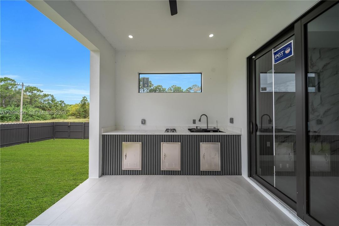 For Sale: $365,000 (3 beds, 3 baths, 0 Square Feet)
