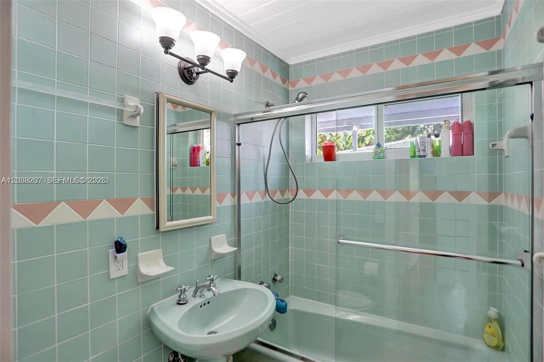 For Sale: $1,250,000 (3 beds, 2 baths, 0 Square Feet)