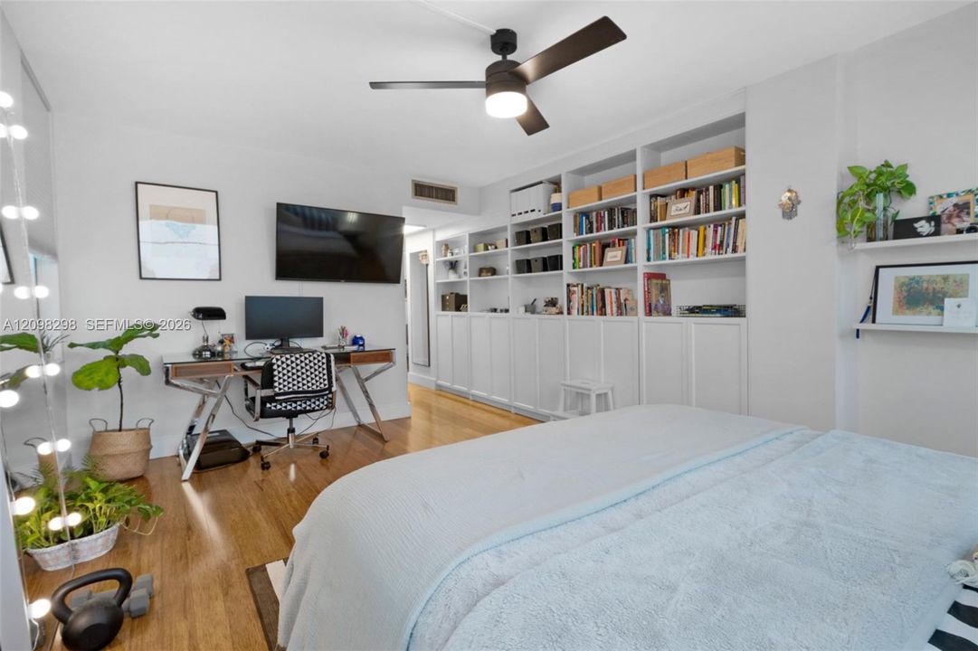 For Sale: $340,000 (2 beds, 2 baths, 1192 Square Feet)