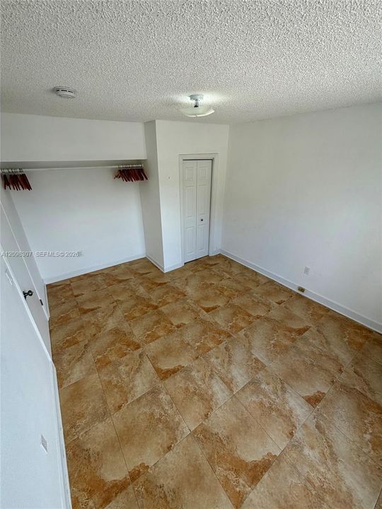 For Rent: $1,875 (1 beds, 1 baths, 500 Square Feet)