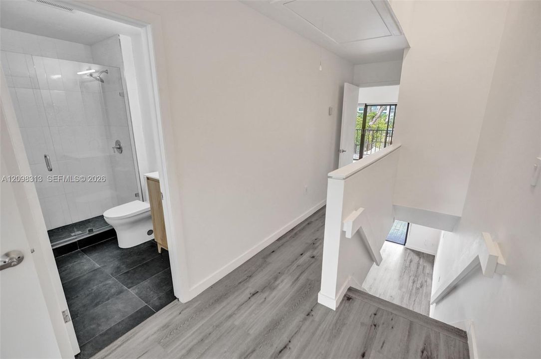 2nd floor hallway and 2nd bathroom