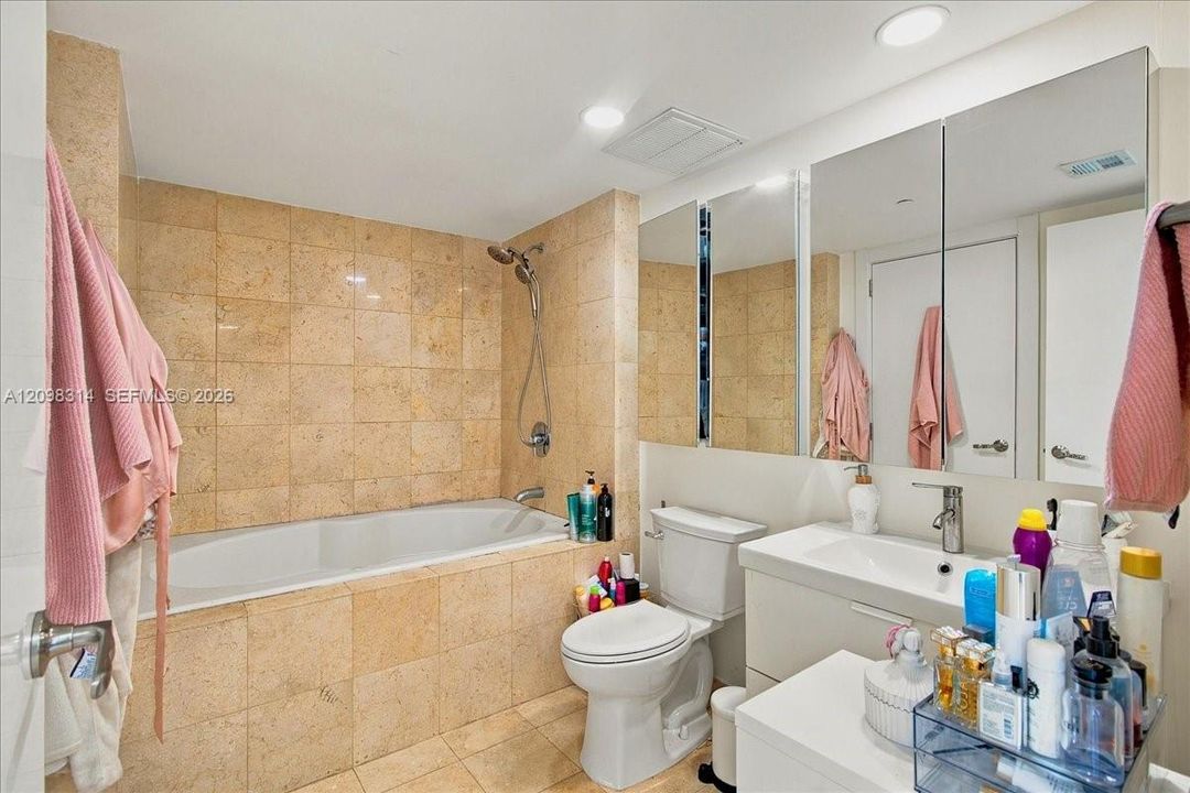 En Renta: $4,700 (1 camas, 1 baños, 871 Pies cuadrados)