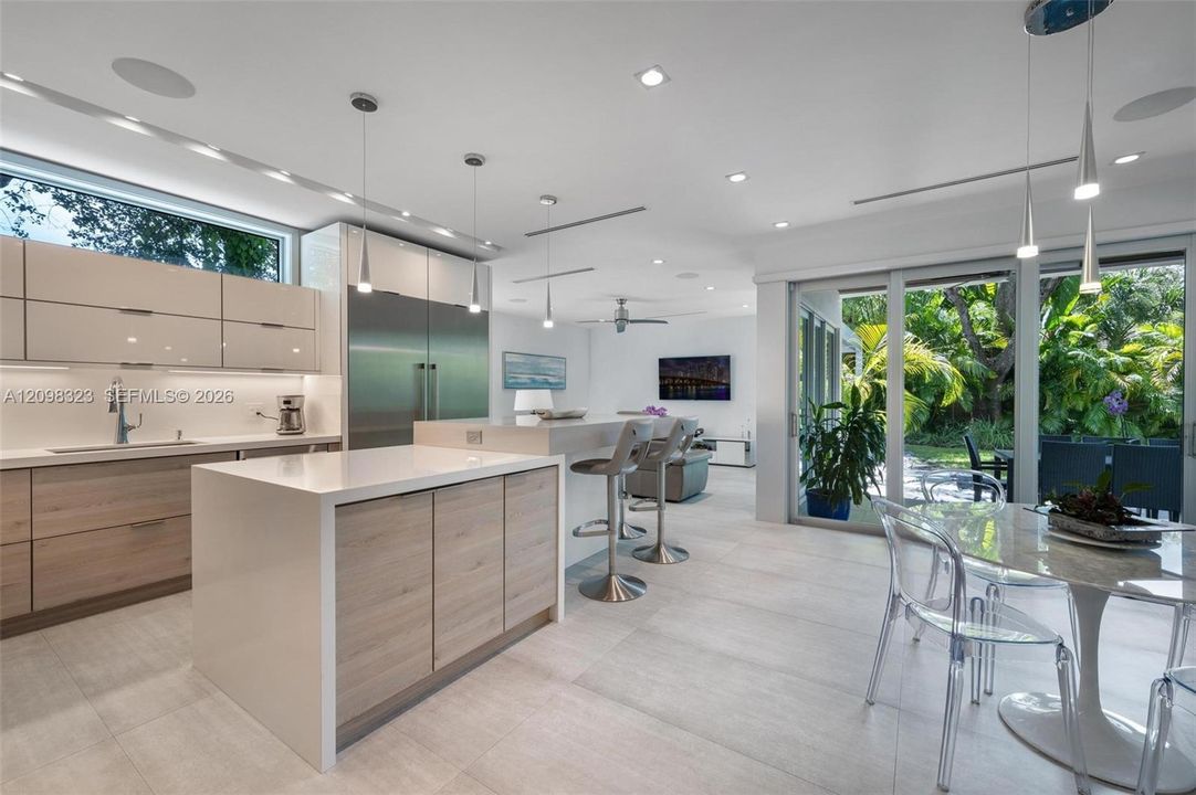 En Venta: $4,950,000 (6 camas, 6 baños, 4950 Pies cuadrados)