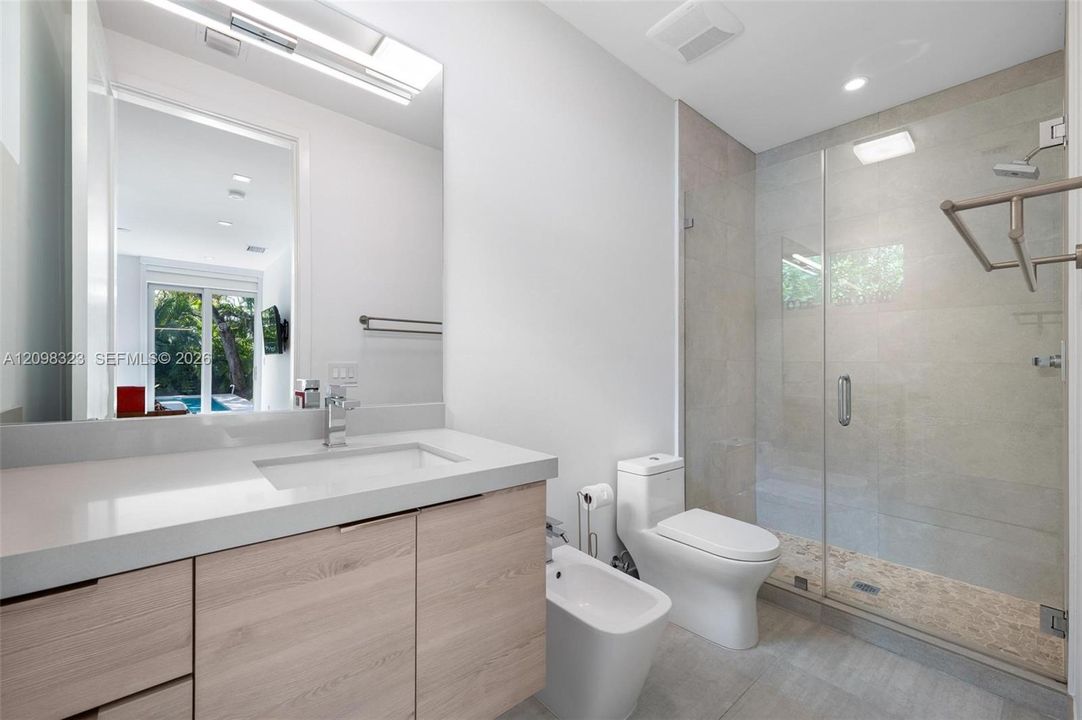 En Venta: $4,950,000 (6 camas, 6 baños, 4950 Pies cuadrados)