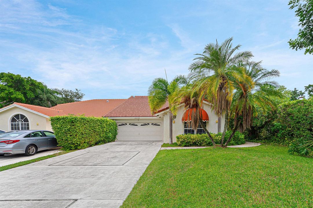 001-23105BocaClubColonyCircle-BocaRaton-