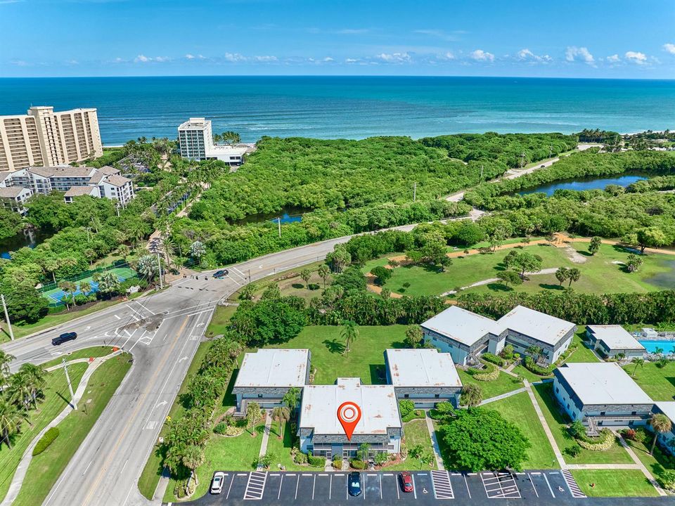 Aerial Home to Carlin Park