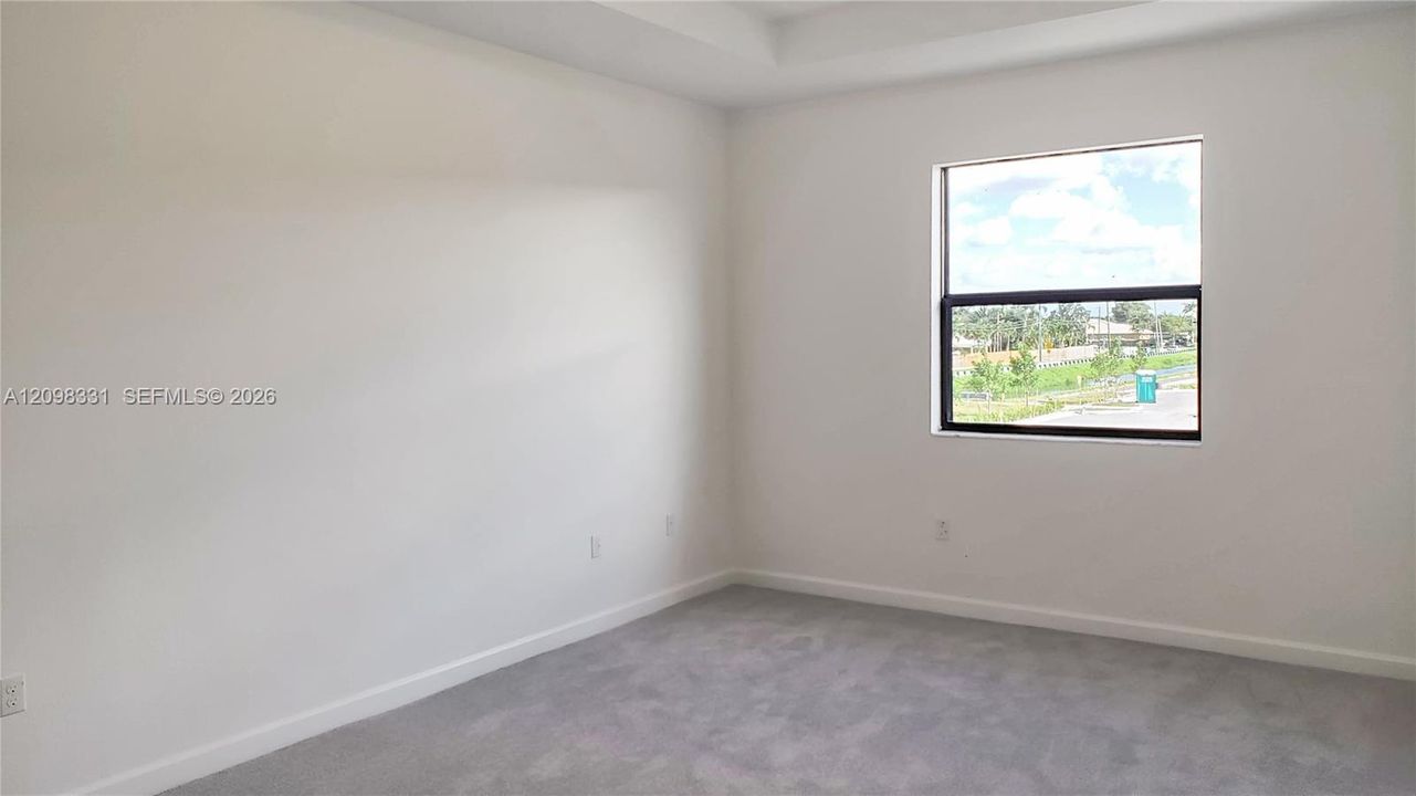For Rent: $3,600 (3 beds, 2 baths, 1863 Square Feet)
