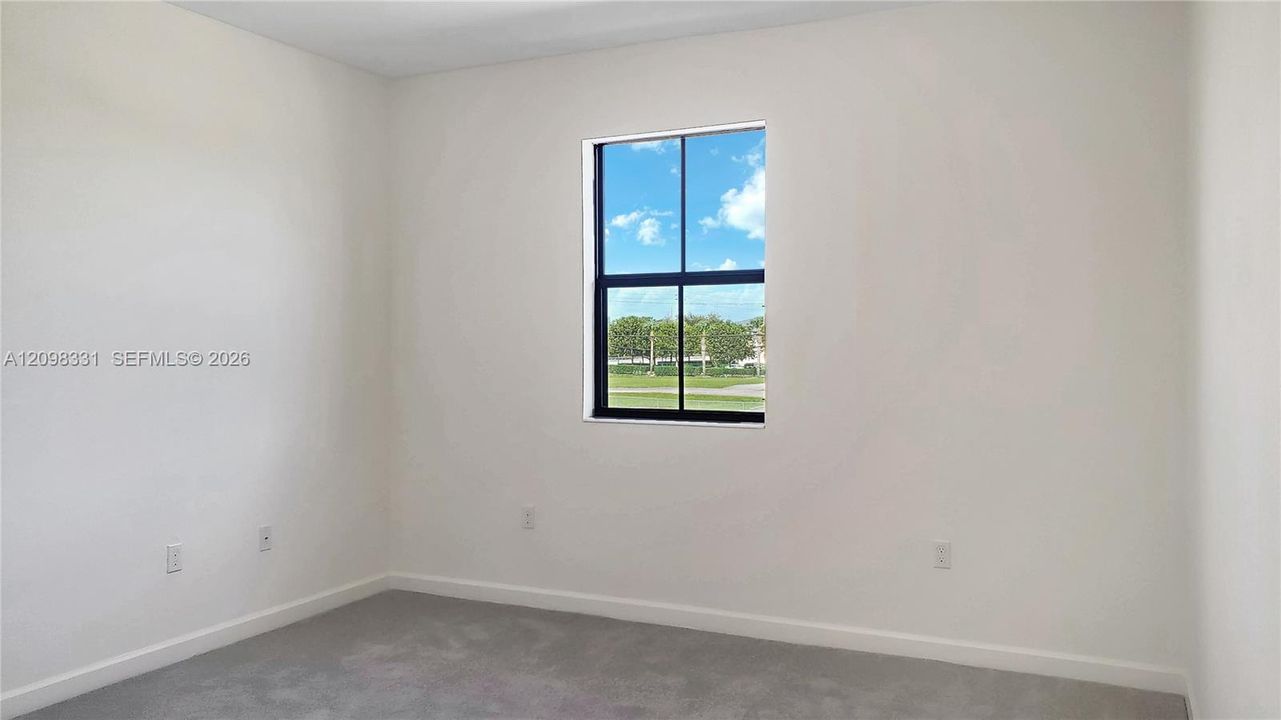 For Rent: $3,600 (3 beds, 2 baths, 1863 Square Feet)