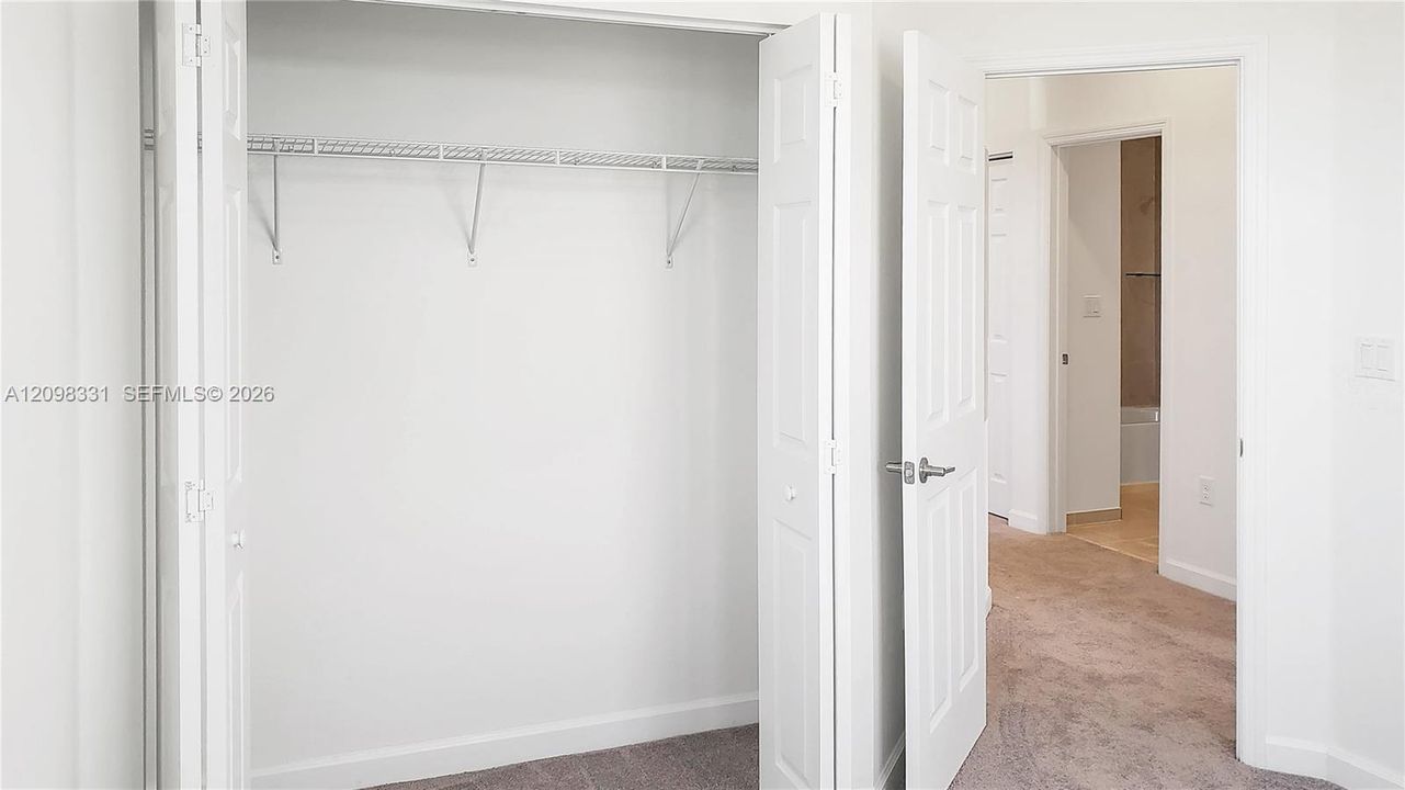 For Rent: $3,600 (3 beds, 2 baths, 1863 Square Feet)